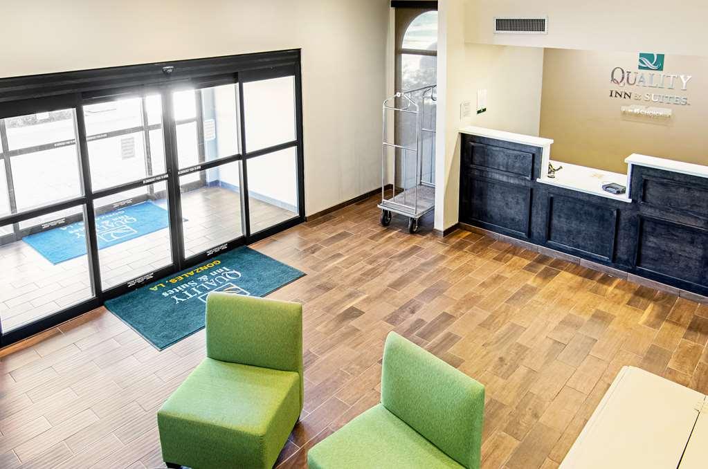 Quality Inn & Suites Near Tanger Outlet Mall Gonzales Εσωτερικό φωτογραφία